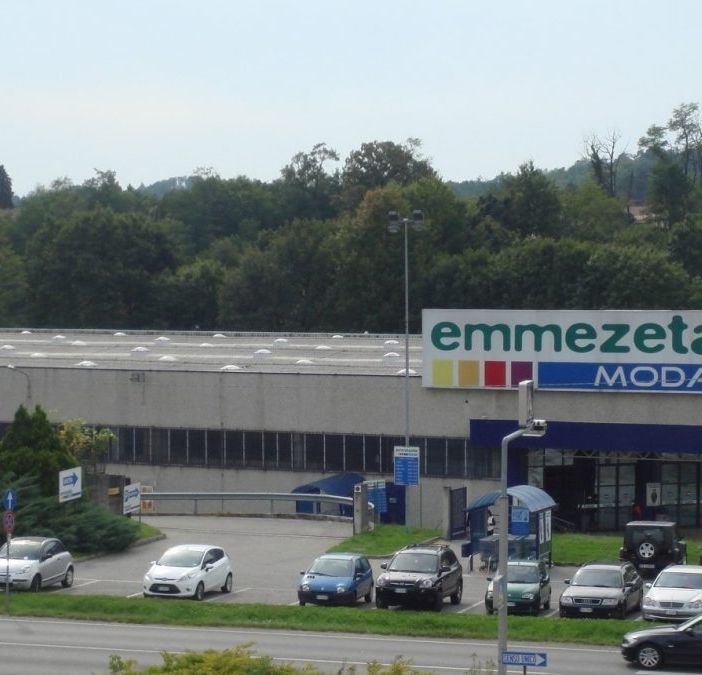 L'ex negozio Emmezeta moda di Vergiate sul Sempione