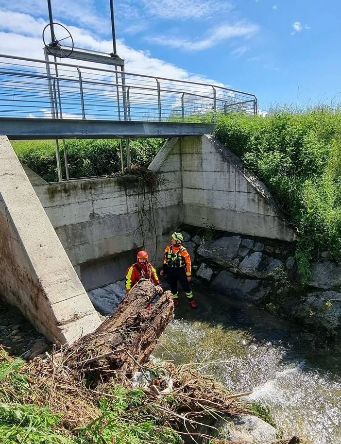 Il torrente Serenza a Cantù dov'è stato rinvenuto il cadavere dell'uomo scomparso ieri