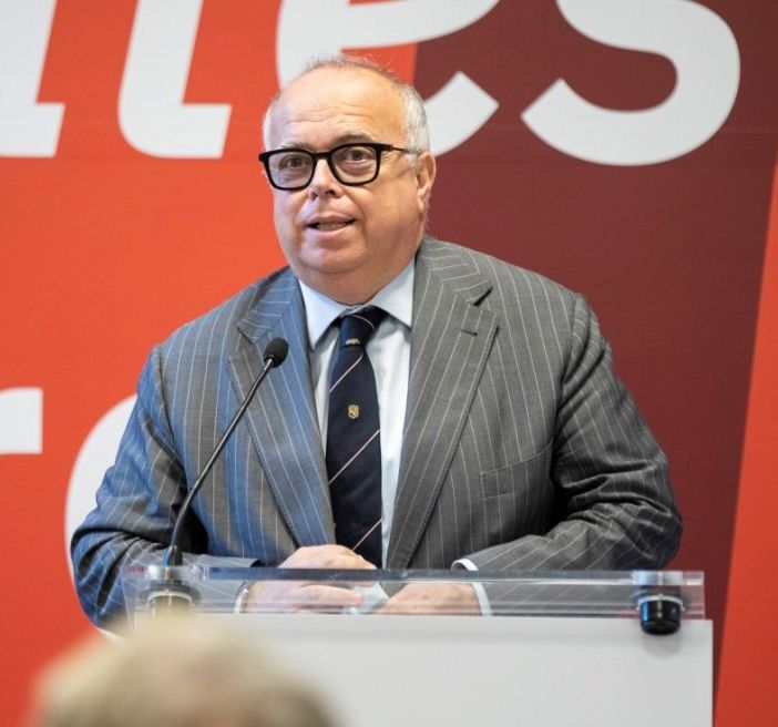 Professor Vincenzo Salvatore
