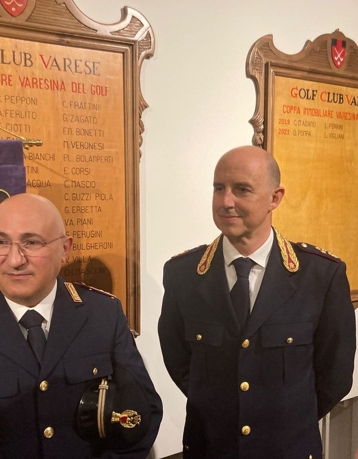Il vice ispettore Antonello Santoni (a sinistra) insieme al vicequestore Stefano Milani