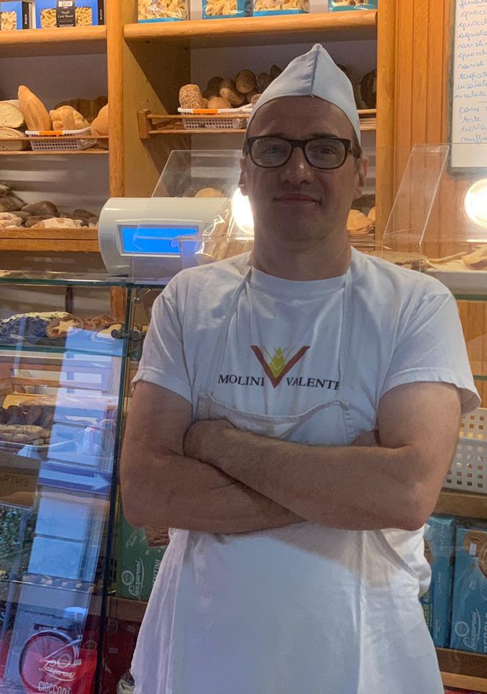 INCHIESTA/1. C’è chi resiste e non aumenta i prezzi: «Finché posso i maggiori costi li assorbo io…»