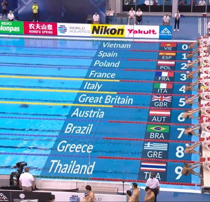 Batosta per l'Italia del nuoto e per Martinenghi nella staffetta