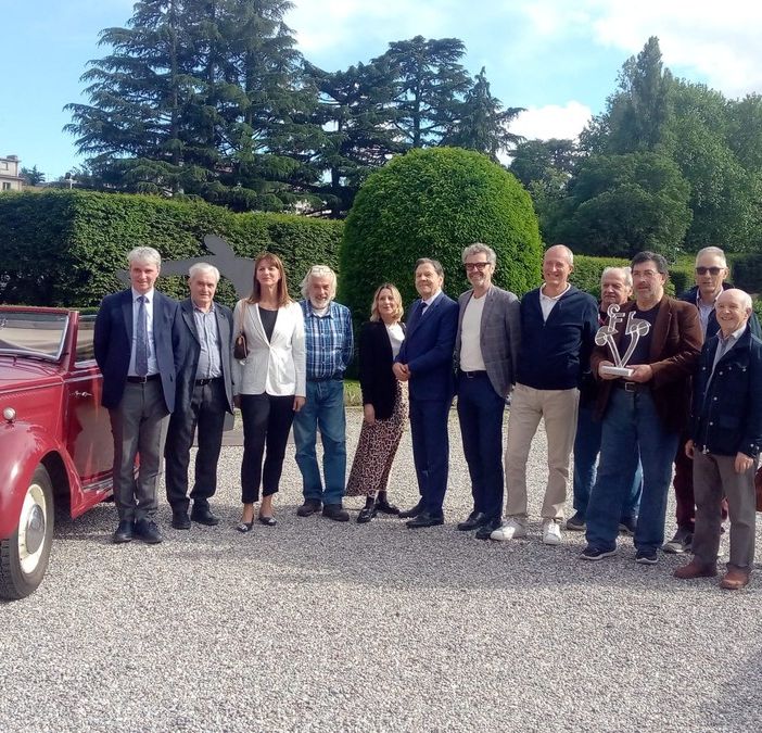 FOTO E VIDEO. Dalla storia al futuro: così le auto racconteranno il territorio