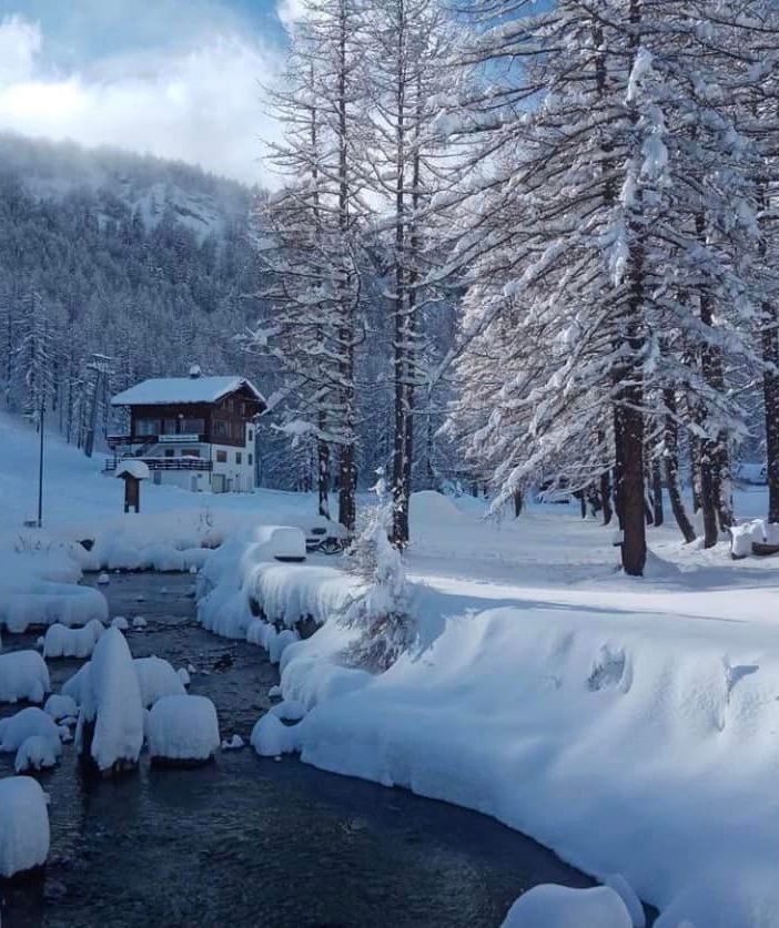 Quel paesaggio fiabesco dell'Alpe Devero sepolta da più di un metro di neve