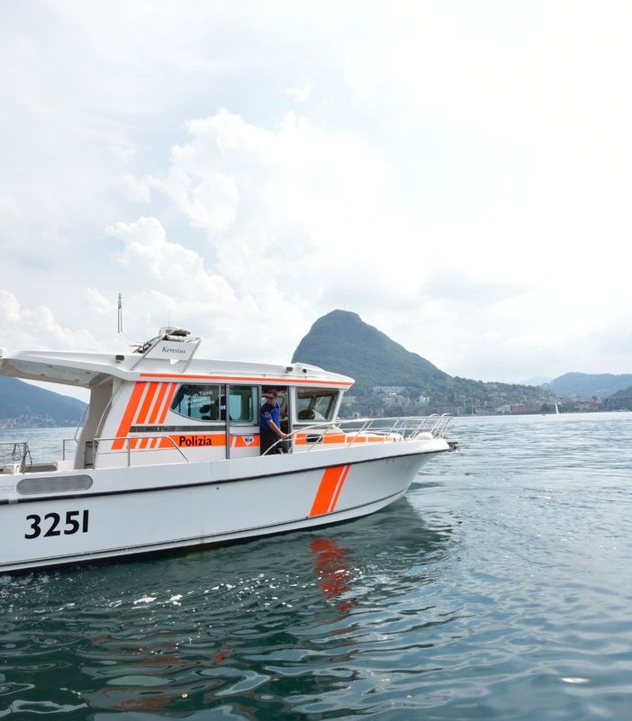 Ottantenne annega nella acque del lago Ceresio