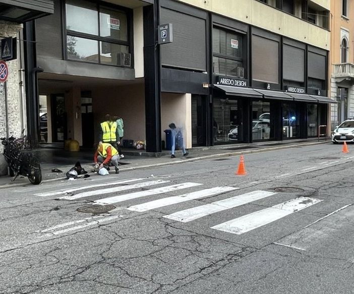 La polizia locale sul luogo dell'incidente