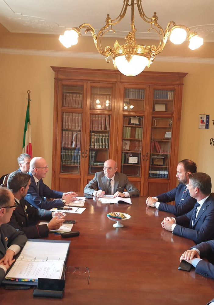 Un sistema di video allarme anti rapina per aziende e negozi del Varesotto, firmato il protocollo