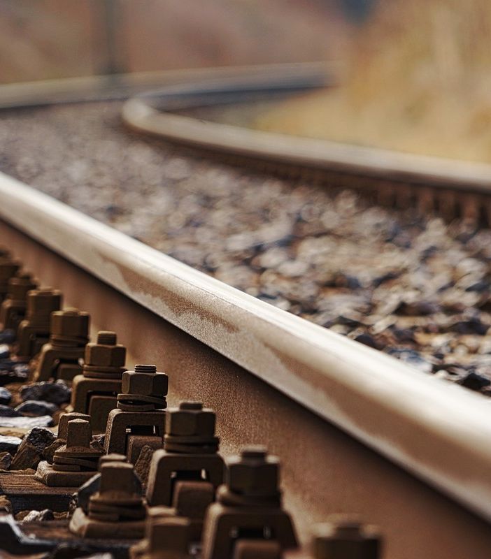 Ferrovie: lavori infrastrutturali a Laveno, dal 9 al 15 settembre bus sostitutivi tra Besozzo e Luino