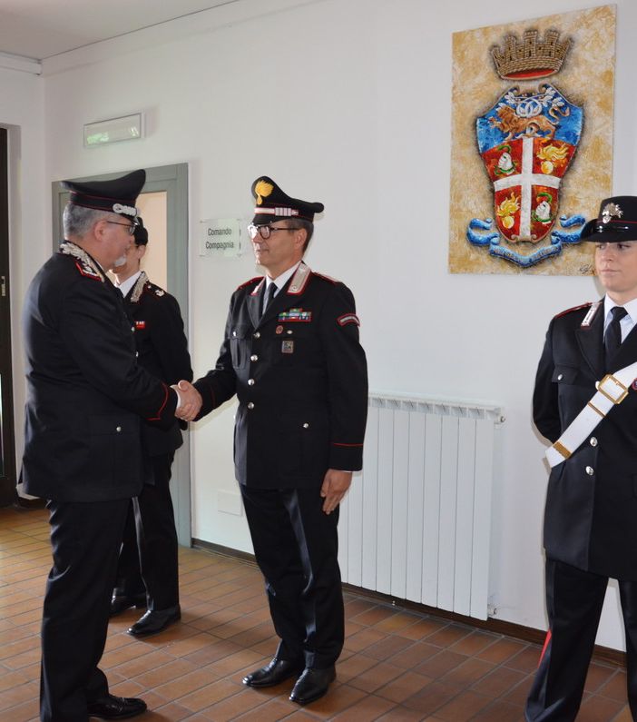 Carabinieri, il generale di divisione Giuseppe De Riggi in visita all'Arma di Varese