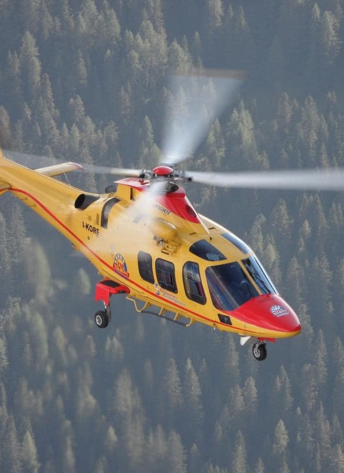 Precipita dal sentiero durante un'esercitazione: vigile del fuoco ferito a Marchirolo