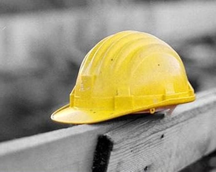 Tradate, operaio cade da cinque metri e muore: confermate in appello le assoluzioni