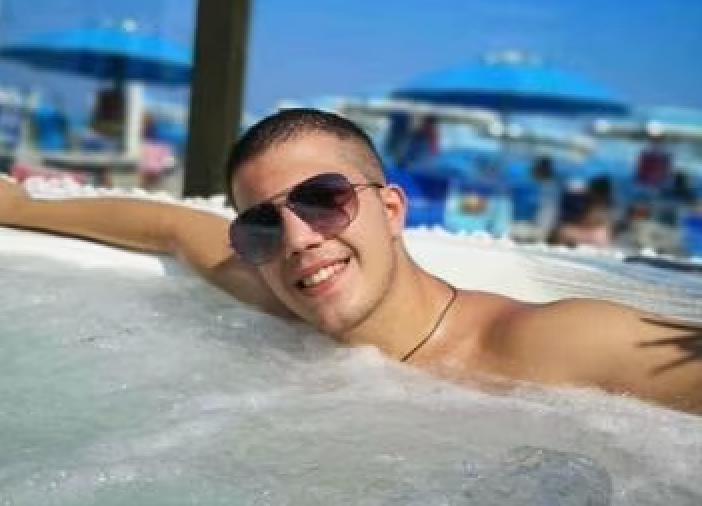Ragazzo di 23 anni morto 15 giorni dopo una rissa nel Varesotto, scatta la raccolta fondi
