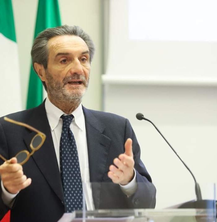 Scuola, in Lombardia si riprende il 25 gennaio, Fontana: «Non possiamo permetterci una falsa partenza»