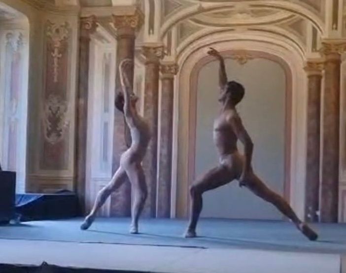 “Let’s dance”: due neo-diplomati del Liceo Coreutico di Busto ballano con i danzatori della Scala