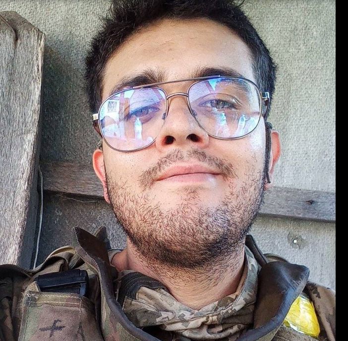 Foreign fighter varesino di 27 anni muore in Ucraina. «Se ne è andato da eroe»