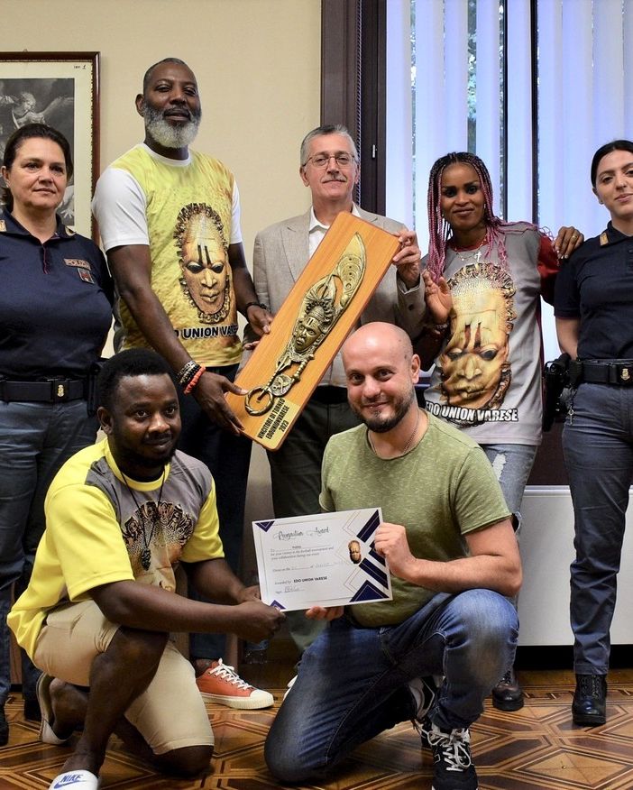 Edo Union Varese ringrazia la polizia: visita in commissariato a Busto Arsizio