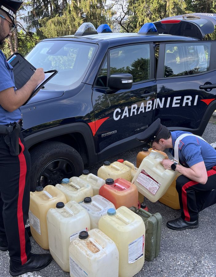 Carburante &quot;spillato&quot; dai camion in sosta: a Cunardo cinquantenne arrestato per furto