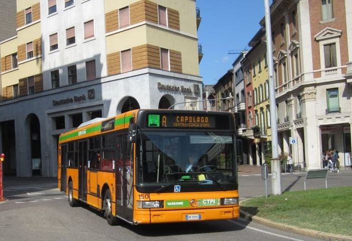 Sempre più aggressioni contro il personale degli autobus. In Prefettura un vertice per la sicurezza: «Lavoriamo nella paura»