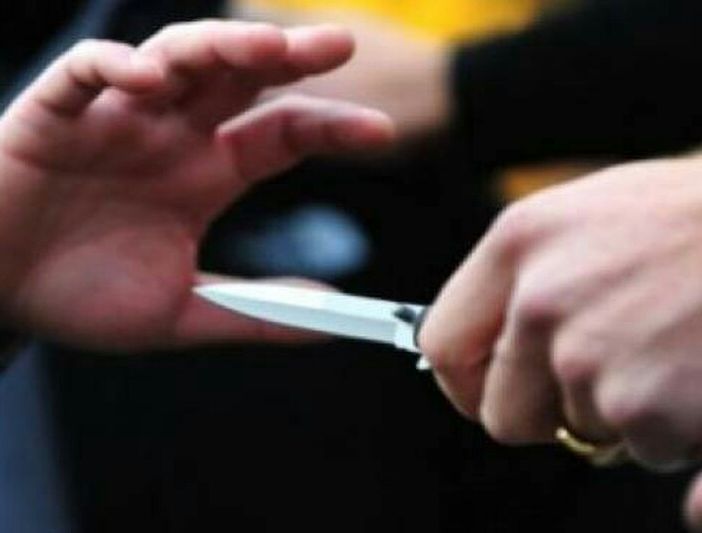 Milano: litiga con collega e lo accoltella, denunciato addetto alle pulizie sui treni