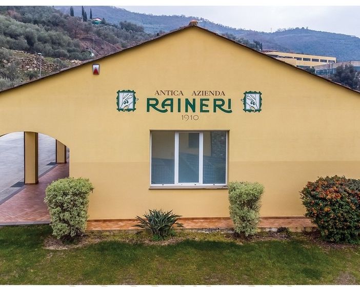 L’azienda Raineri spa di Chiusanico alla fiera milanese &quot;Tuttofood&quot; con i suoi prodotti