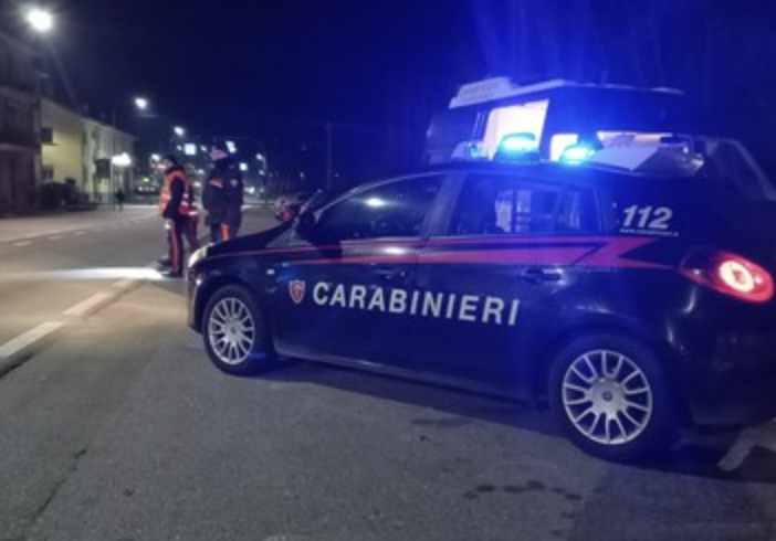 Quarantenne fermata senza patente e trovata con cocaina
