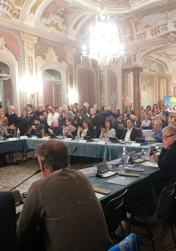 Cittadinanza onoraria a Liliana Segre: condanna per chi provocò disordini e insultò forze dell'ordine