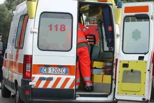 Scontro sulla tangenziale di Varese in zona Ponte di Vedano: soccorsi in azione nell'orario di punta