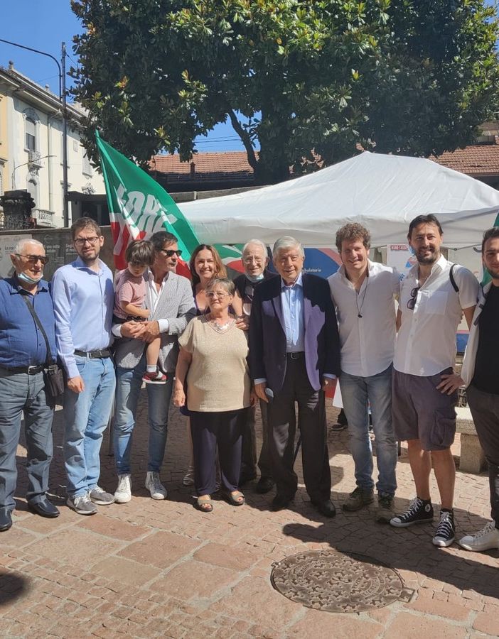 VIDEO. Big nel capoluogo per sostenere Matteo Bianchi. Caliendo: «Libereremo Varese»
