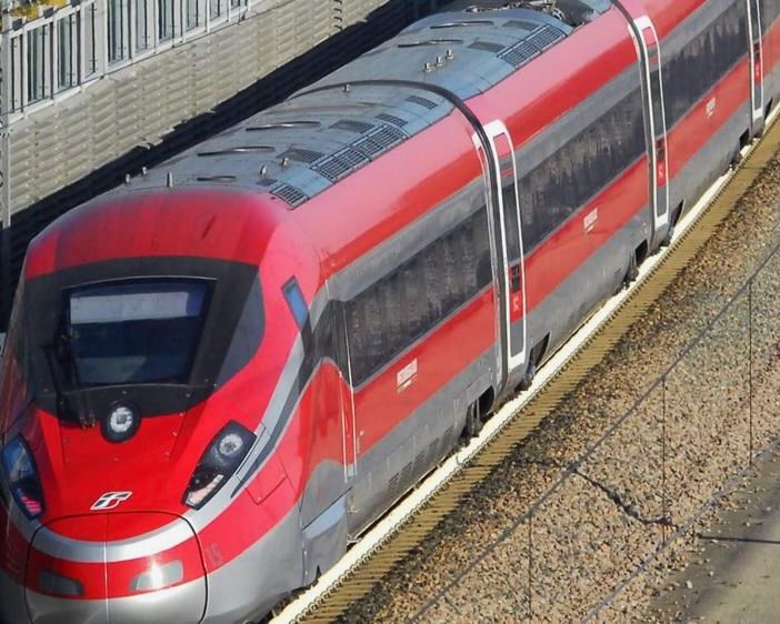 Treni, ad agosto ritardi e cancellazioni per lavori sulle linee
