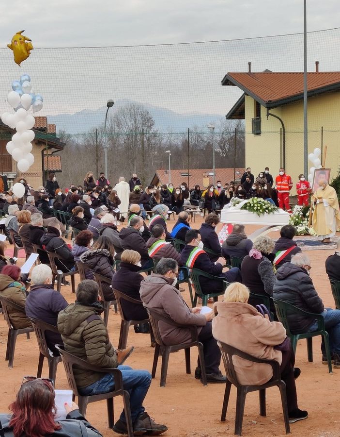 VIDEO. L’omelia di don Stefano: «I diritti degli adulti non devono avere il sopravvento su quelli dei bambini»