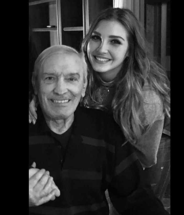 Gigi Riva con la nipote Virginia figlia di suo figlio Nicola