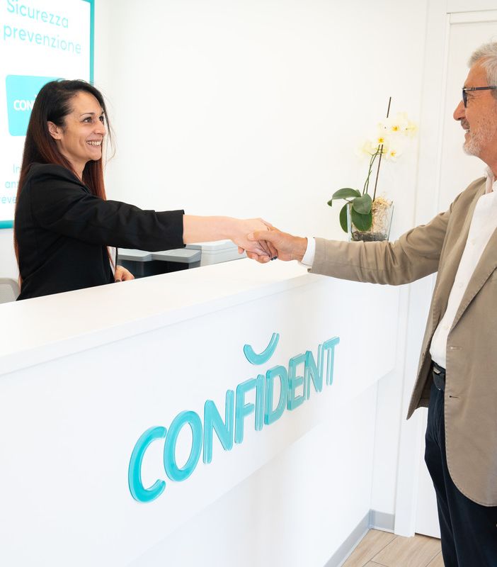 Sedazione cosciente: meno dolore e meno paura dal dentista