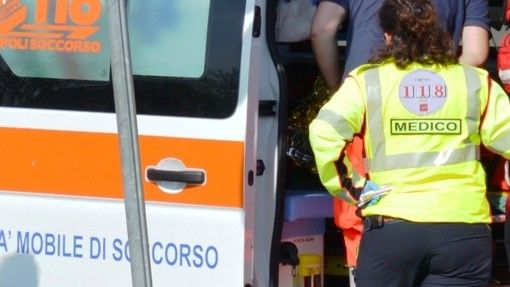Gallarate, scontro tra un'auto e una moto: diciassettenne ferito