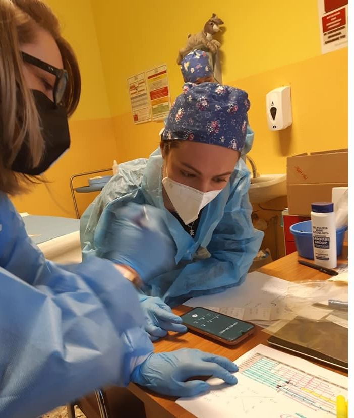 A Malnate vaccinate 176 persone in un giorno con la sindaca infermiera:  «Abbiamo attivato una grande catena di solidarietà»