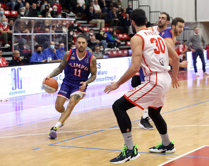 Legnano Basket, brutta sconfitta con Firenze