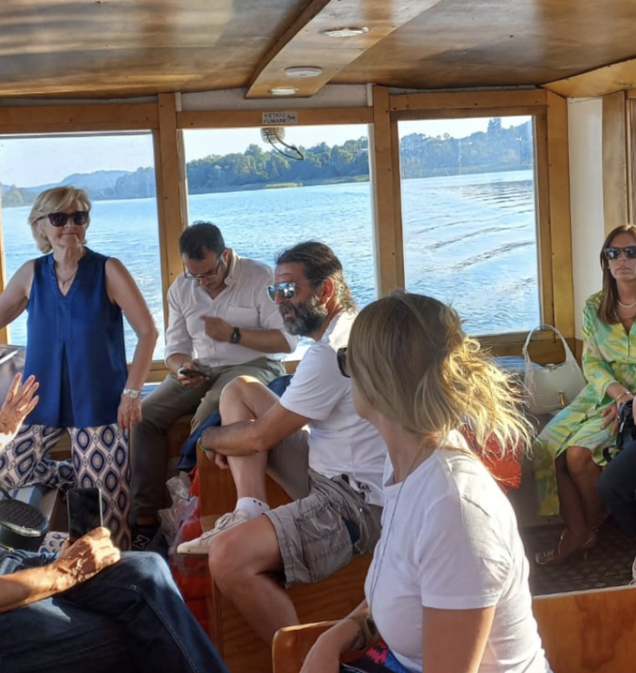 Turismo, Gavirate raddoppia le navigazioni sul lago di Varese: «Cresce la voglia di viaggiare sull'acqua»