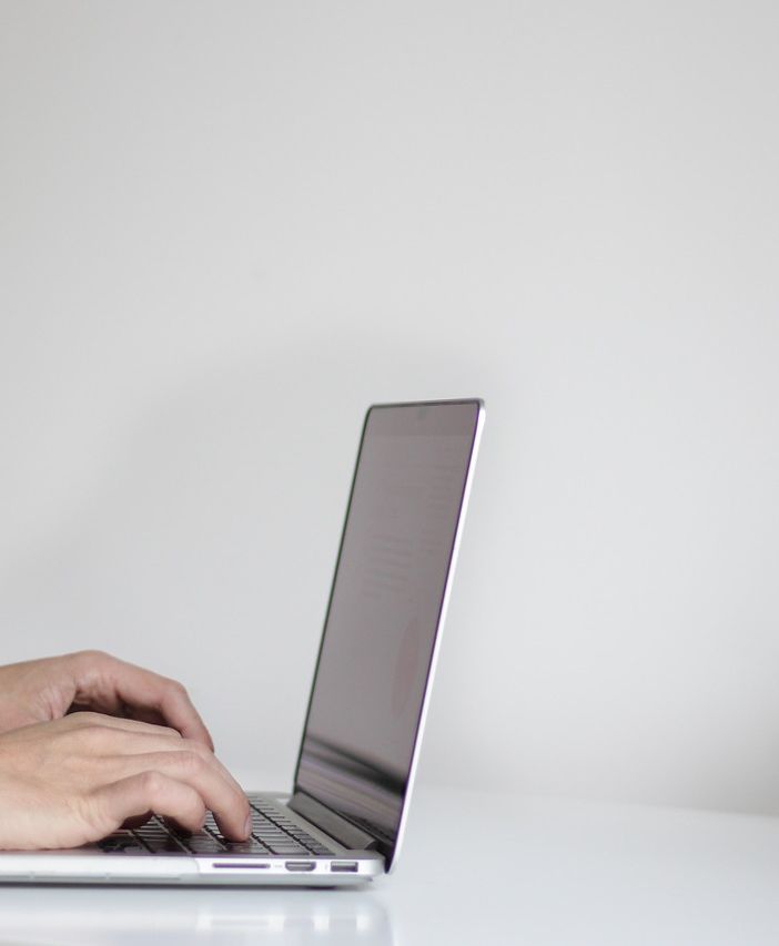 Lavorare da casa: come creare un ambiente accogliente?