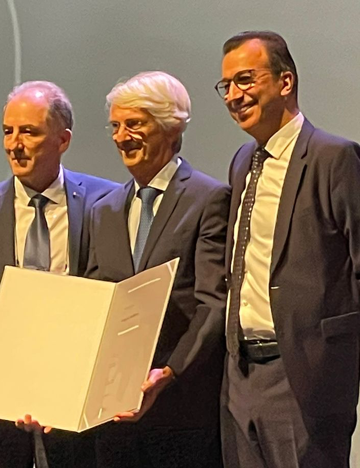 Luigi Solbiati con Philippe Pereira e Afshin Gangi, sotto l'evento