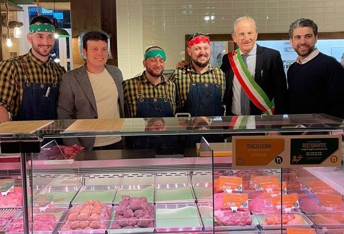 L'inaugurazione il 30 marzo. Qui le foto con il benvenuto a Busto del sindaco Emanuele Antonelli