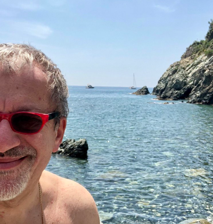 Roberto Maroni in una sua foto da Twitter