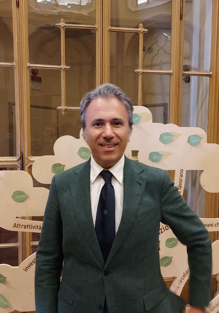 Frontalieri e novità sul mercato del lavoro lungo il confine