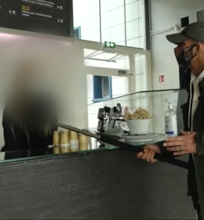 Ristoranti di Varese pizzicati da Striscia la Notizia a ricevere i clienti nonostante la zona arancione