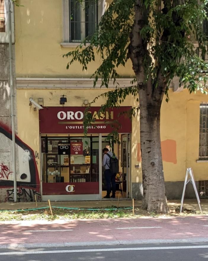 Assalto al compro oro con mazza: arrestato diciannovenne