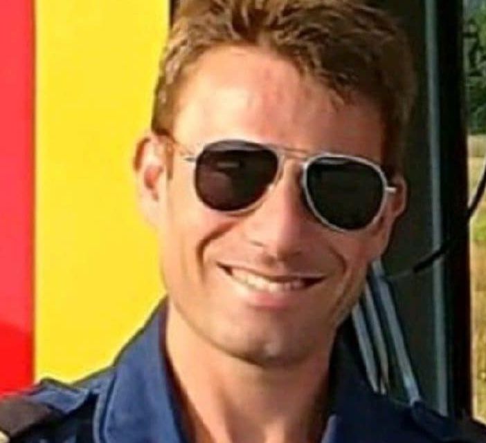 Tragedia all'Air Show dell'Aquila: muore pilota del 118 originario di Varese
