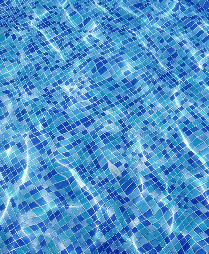 Riempire le piscine nei giardini delle case? Sì, ma con le dovute precauzioni