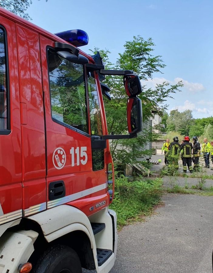 Varese, scontro tra auto in via Duino. Quattro i feriti, uno in gravi condizioni