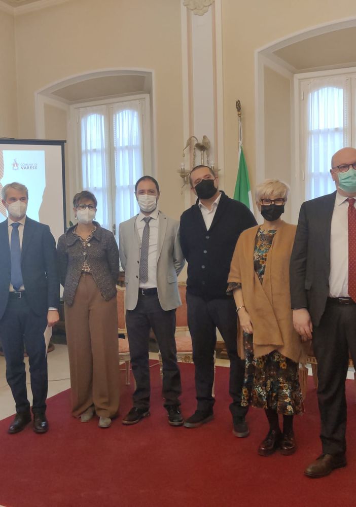 Igiene urbana, a Varese arriva la tariffa puntuale dei rifiuti: si paga quanto si produce