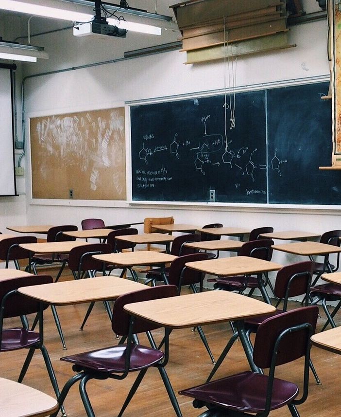 L'associazione EduCo lancia il progetto “Oltre gli ostacoli” per il recupero scolastico degli studenti di medie e superiori della provincia di Varese