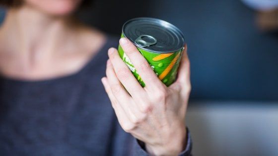 Sicurezza alimentare, in Italia quasi un allarme al giorno: 8 casi su 10 riguardano cibi stranieri