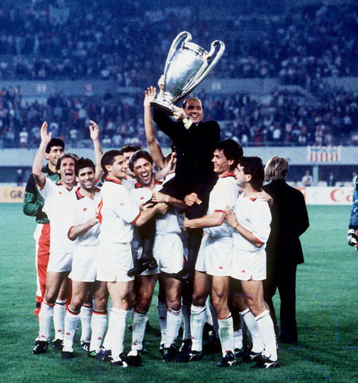 Foto dalla pagina del Milan. A lato, Franco Castiglioni